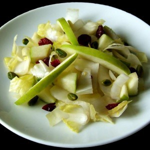 Salade d'endives aux canneberges