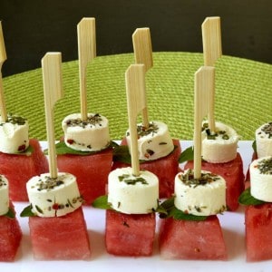 Brochettes pastèque, chèvre et menthe