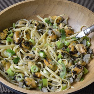 Linguine aux moules et aux algues