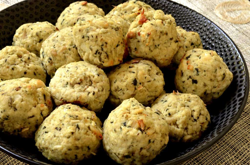 Boulettes De Poulet Avec Des Restants De Poulet