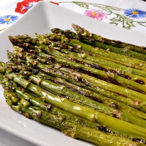 Asperges vertes grillées