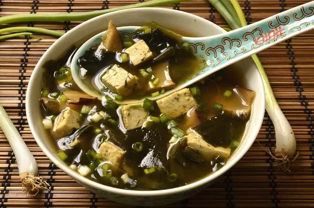 Soupe miso : recette japonaise