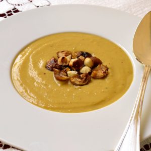 Velouté de châtaignes et potimarron aux noisettes