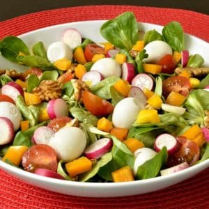 Salade de mâches aux oeufs de caille