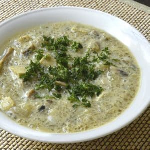 Soupe au tofu et aux champignons