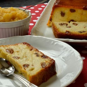 Gâteau de semoule avec ou sans raisins