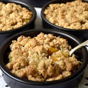 Crumble aux fruits exotiques